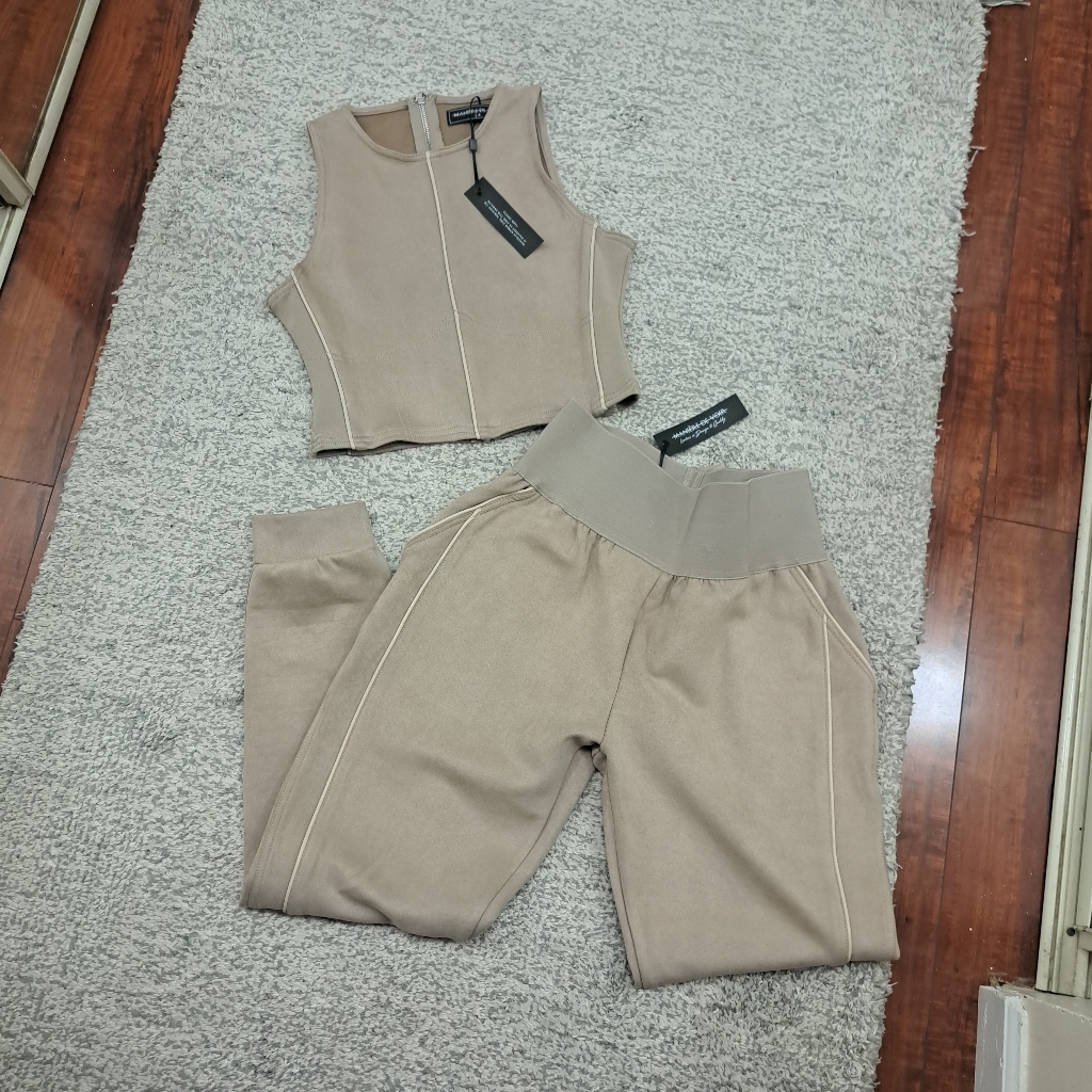 Maniere De Voir Women's Pants & Set